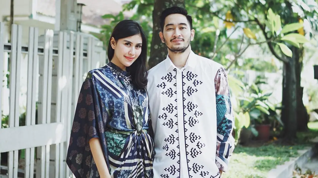 [Bintang] Ditinggal Asisten Rumah Tangga Mudik, Syahnaz Kebingungan