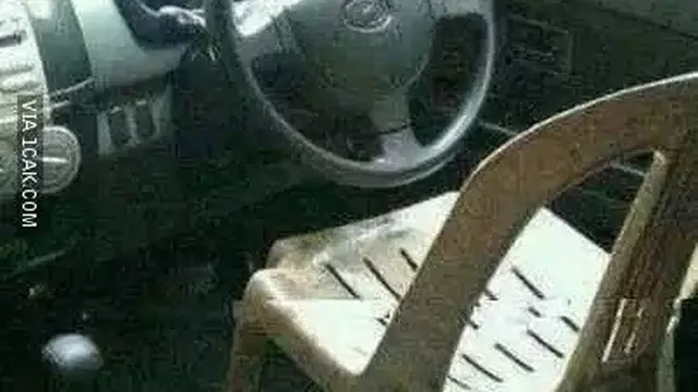 6 Modifikasi Kursi Mobil Ini Kelewat Nyeleneh, Ada-Ada Saja