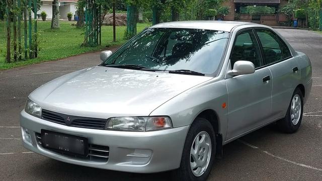 Mitsubishi Lancer GLX