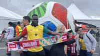 Foto Eksklusif: Lautan Putih dan Merah-Kuning-Hijau, Keseruan Suporter Inggris dan Ghana Warnai Gillette Stadium