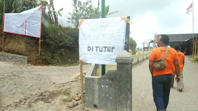 Jalur pendakian Gunung Sindoro dan Sumbing ditutup hingga waktu yang belum ditentukan. (Liputan6.com/BPBD Wonosobo/Muhamad Ridlo)