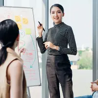 Ilustrasi perempuan kreatif/copyrightshutterstock/Shutter.B