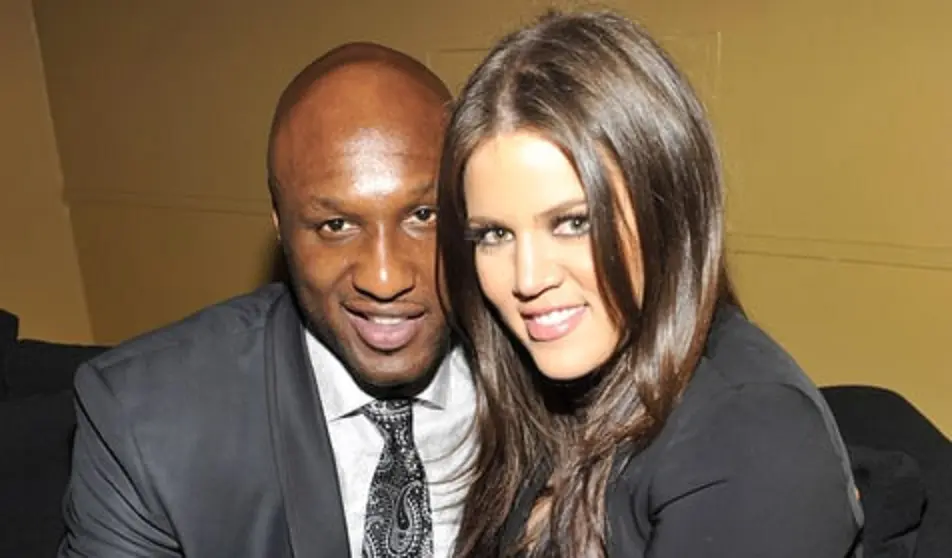 Khloe Kardashian telah mengajukan perceraiannya, tapi masih meminta nafkah dari Lamar Odom.