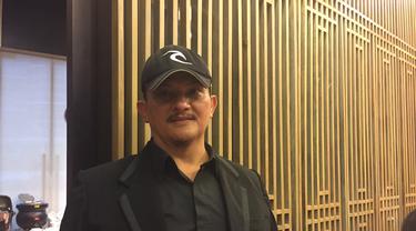 Clift Sangra saat menghadiri gala premier Ratu Ilmu Hitam.