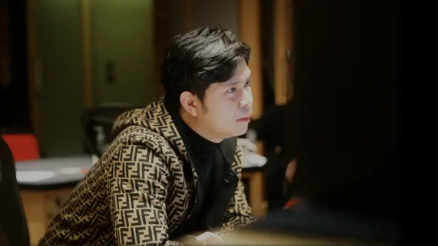 Cakra Khan dan Roommate Project