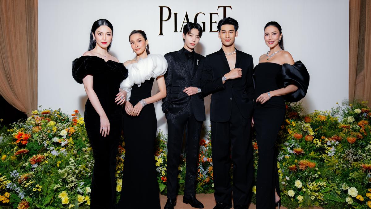 Lama Tak Terlihat 6 Penampilan Menawan Velove Vexia Pose Bareng Hwang