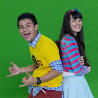 Mawar de Jongh dan Ajil Dito dalam sinetron Super Puber. (dok. SCTV)