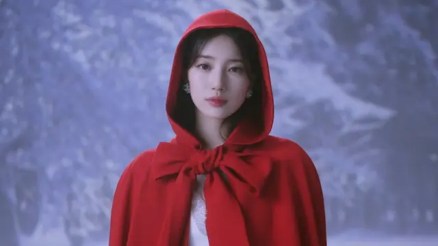 Suzy hadirkan keajaiban dalam MV 'Waiting On A Wish'. (credit:youtube.com/@DisneyMusicKoreaVEVO)