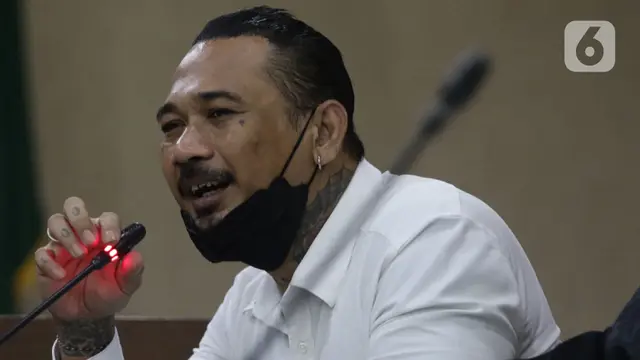FOTO: dr Tirta Bersaksi di Sidang Jerinx SID