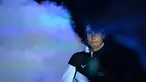  Petenis Spanyol, Rafael Nadal memasuki lapangan saat menghadapi petenis Swis Stan Wawrinka pada Turnamen ATP World Tour di London, Inggris, Senin (16/11/2015).  (AFP Photo/Glyn Kirk)
