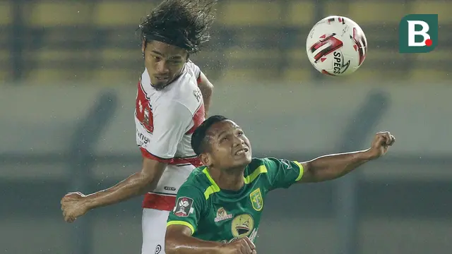 FOTO: Persebaya Raih Kemenangan kedua usai Tundukkan Madura United 2-1 - Oktafianus Fernando; Andik Rendika Rama