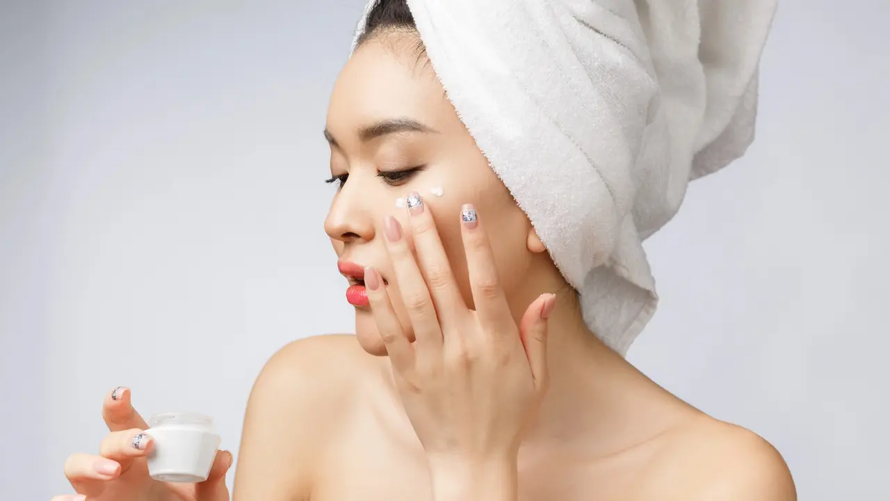STARENOL™ dalam Skincare, Hero Ingredient yang Bantu Menenangkan Kulit Berjerawat