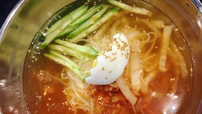 [Bintang] Korea Utara