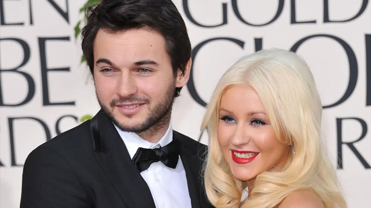 christina-aguilera-matt-ruler-140216b.jp