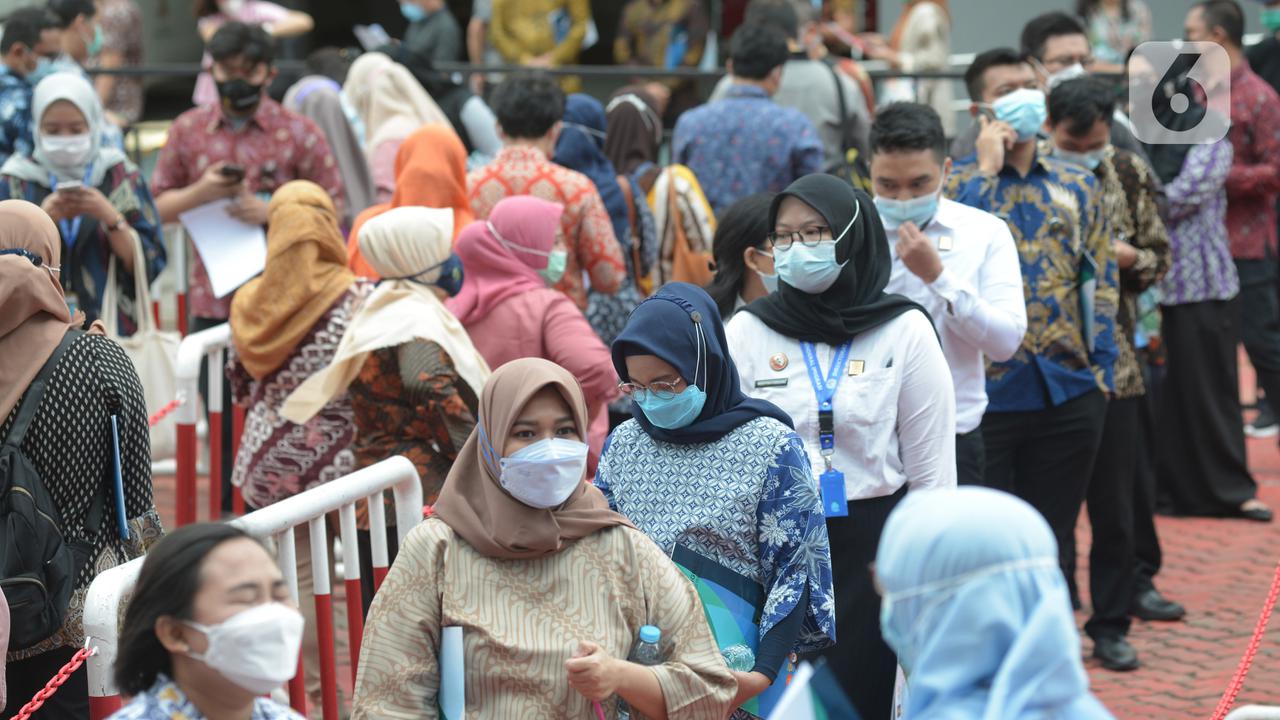 1000 Orang Jalani Vaksinasi COVID-19