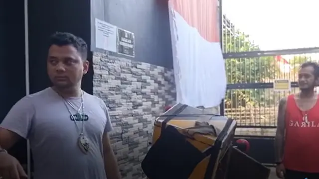 Panji Petualang murka dengan pengamen topeng monyet (https://www.instagram.com/p/CSQjEdEpPHy/)