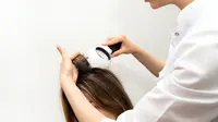 Konsultasi dengan Ahli Dermatologi tentang Rambut Rontok, Apa Saja yang Harus Diperhatikan?