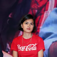 Setelah terjun ke dunia seni peran, Eva Celia mencoba mengikuti jejak ayahnya, Indra Lesmana. (Foto: Nurwahyunan/Bintang.com)