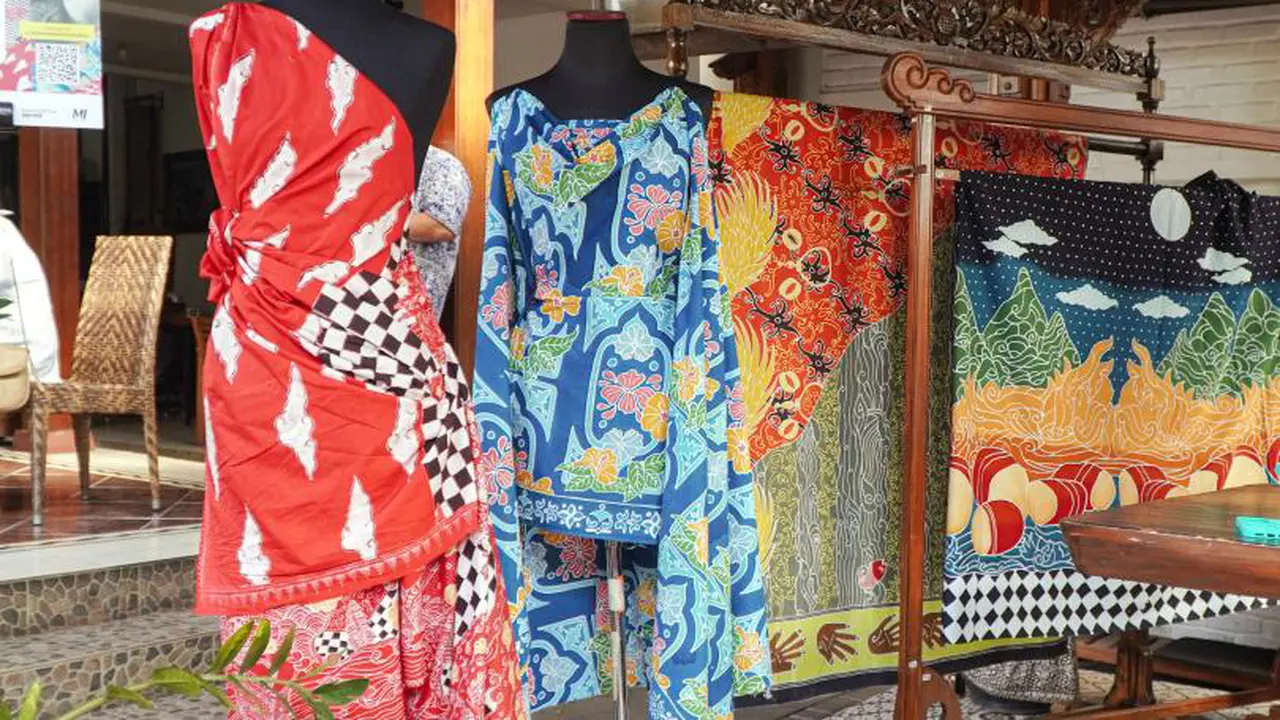 Tiga produk batik terbaru hasil inovasi asli Bandung