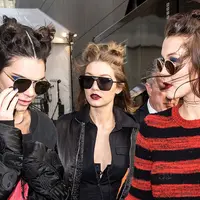 Kendall Jenner dan Anwar Hadid nampaknya banyak menghabiskan waktu bersama beberapa hari terakhir. (People)