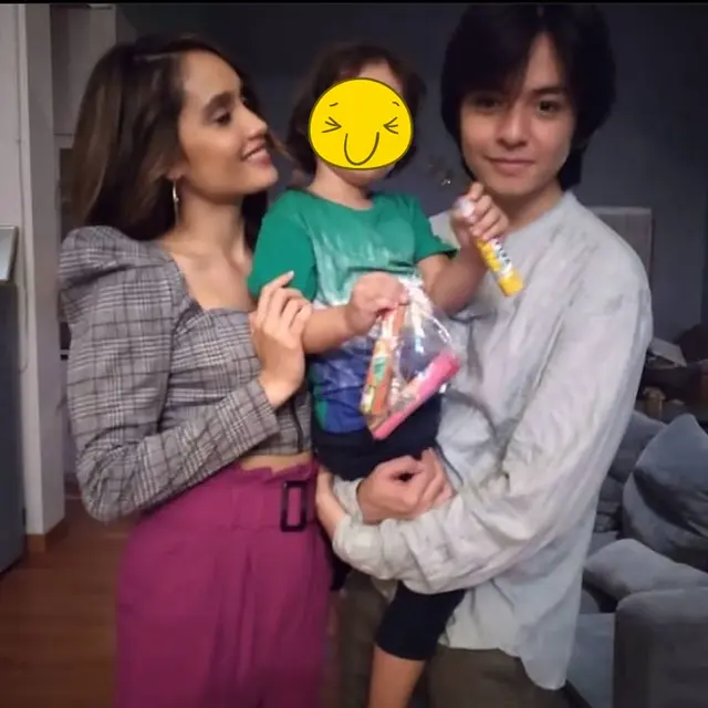 Cinta Laura dan Angga Yunanda