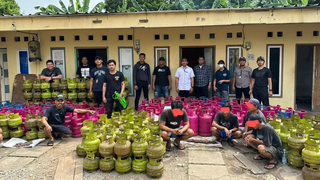 Polda Metro Bongkar Praktik Pengoplosan Gas Elpiji, 8 Orang Ditangkap