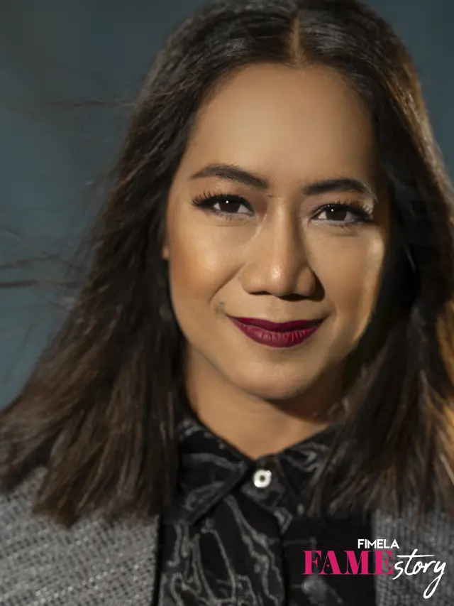 Famestory Nia Dinata