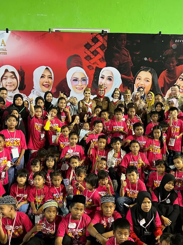 4 Artis Ini Ikut Lomba 17 Agustus Bersama Warga, Seru Banget