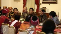 Jokowi: Jangan Jual Hutan Adat