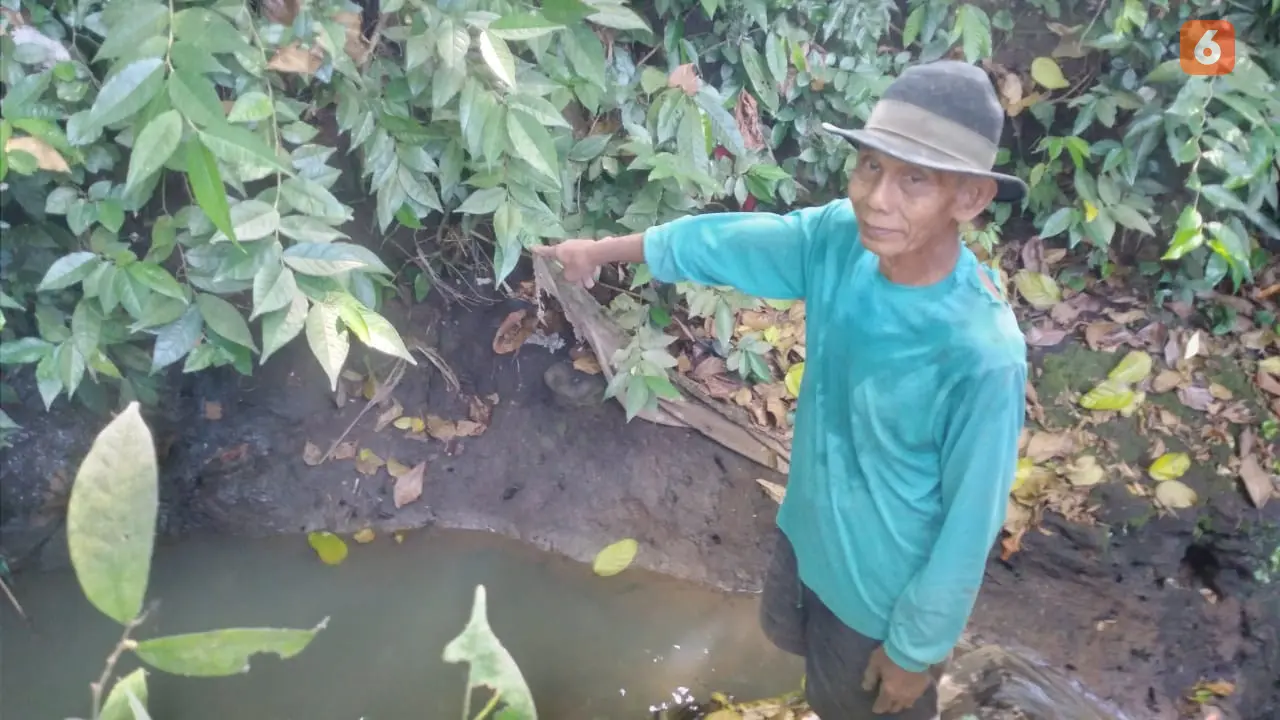 Lokasi tempat ditemukanya Wirjo tewas di sungai Siwuran lingkungan Concrong. (Hermawan Arifianto/Liputan6.com)