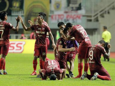 Persis Solo membuka peluang ke babak semifinal Liga 2 musim ini usai mengalahkan Sriwijaya FC 2-0 di babak delapan besar Liga 2 2021/2022. (Bola.com/M Iqbal Ichsan)