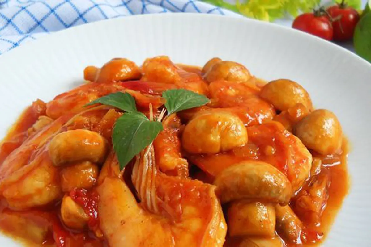 Resep tumisi udang jamur./Copyright Puji Nandang Wuyung
