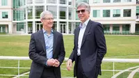 Ki-ka: CEO Apple Tim Cook dan CEO SAP Bill McDermott (Doc: SAP)