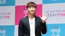 Selain punya wajah yang tampan, Jinwoon 2AM juga punya tinggi di atas rata-rata. Cowok kelahiran 2 Mei 1991 ini punya tinggi sekitar 185 cm. (Foto: koreaboo.com)