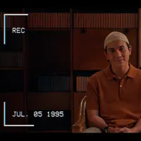 Vino G. Bastian dalam film "Sabtu Bersama Bapak". (Foto: Prime Video)