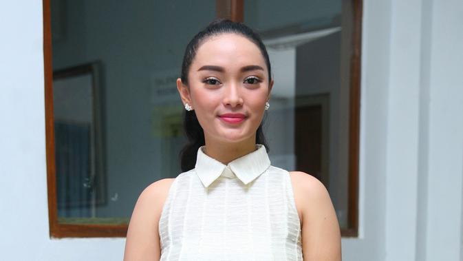 Salah Tulis Kata dalam Bahasa Inggris Zaskia  Gotik 