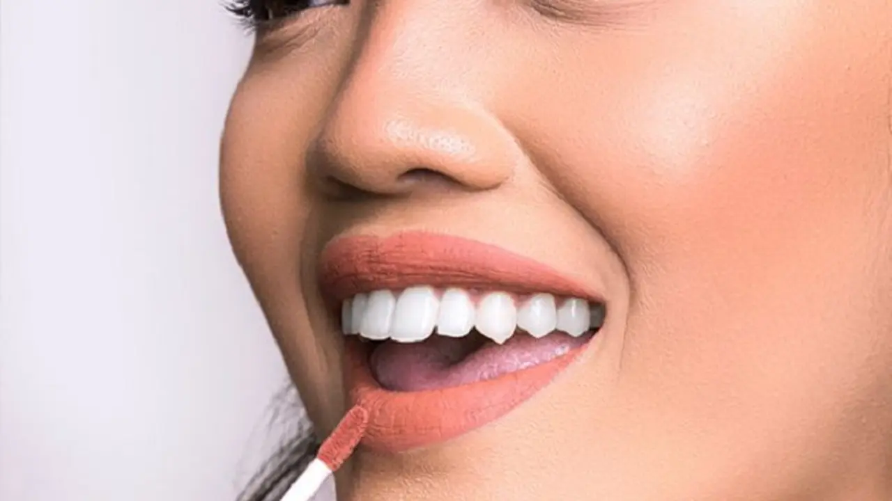 Peach Soda, Pilihan Lipstik Oranye untuk Semua Wanita