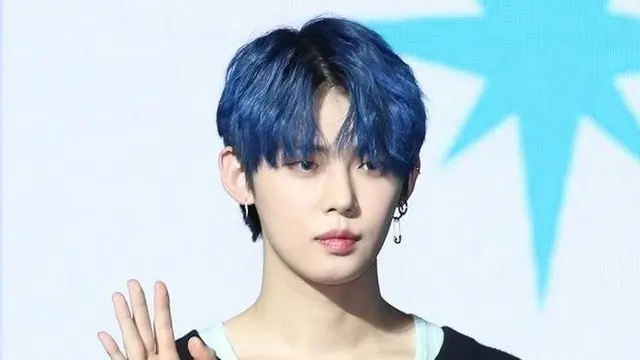 rambut biru