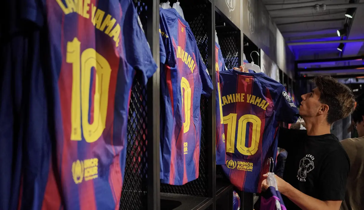 Lamine Yamal memulai kariernya di akademi La Masia sejak usia tujuh tahun. (Manaure QUINTERO/AFP)