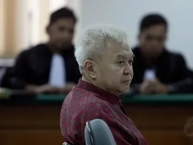 Anggoro Widjojo mengikuti sidang lanjutan dengan agenda pembacaan Pledoi di Pengadilan Tipikor, Rabu (25/6/14). (Liputan6.com/Faisal R Syam)