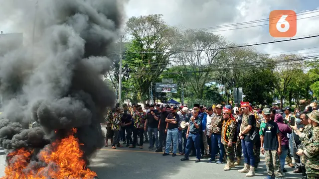Demo Rocky Gerung