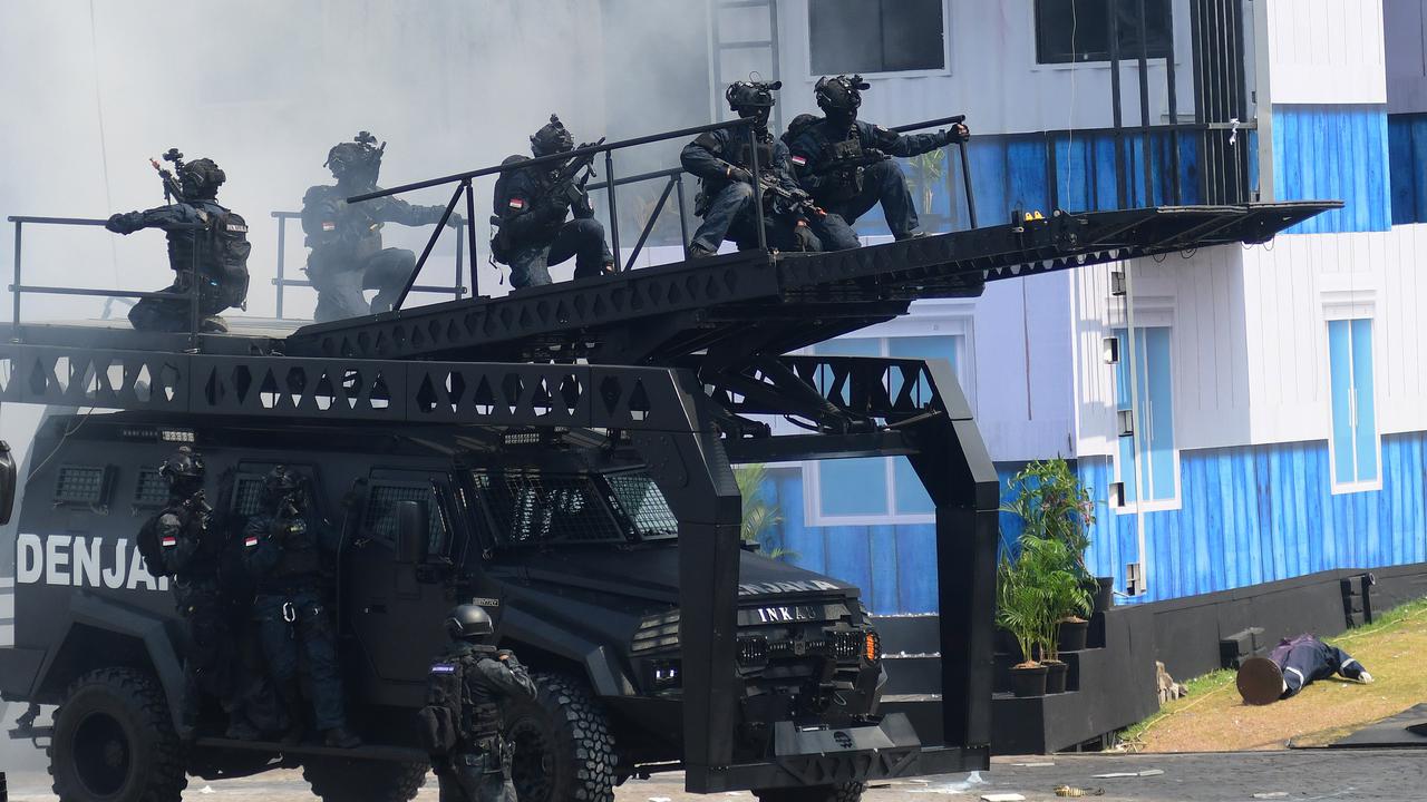 Atraksi Pembebasan Sandera Meriahkan Puncak HUT ke-80 TNI