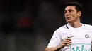 Legenda sepak bola Argentina, Javier Zanetti  saat mengikuti pertandingan perpisahan Andrea Pirlo, di Stadion Milan San Siro, Italia, (21/5). (AFP Photo / Marco Bertorello)