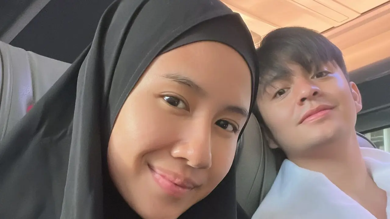 Tampilan Wajah Polos Shenina Cinnamon Jalani Umroh Perdana Bareng Suami, Pancarkan Cantik Alami