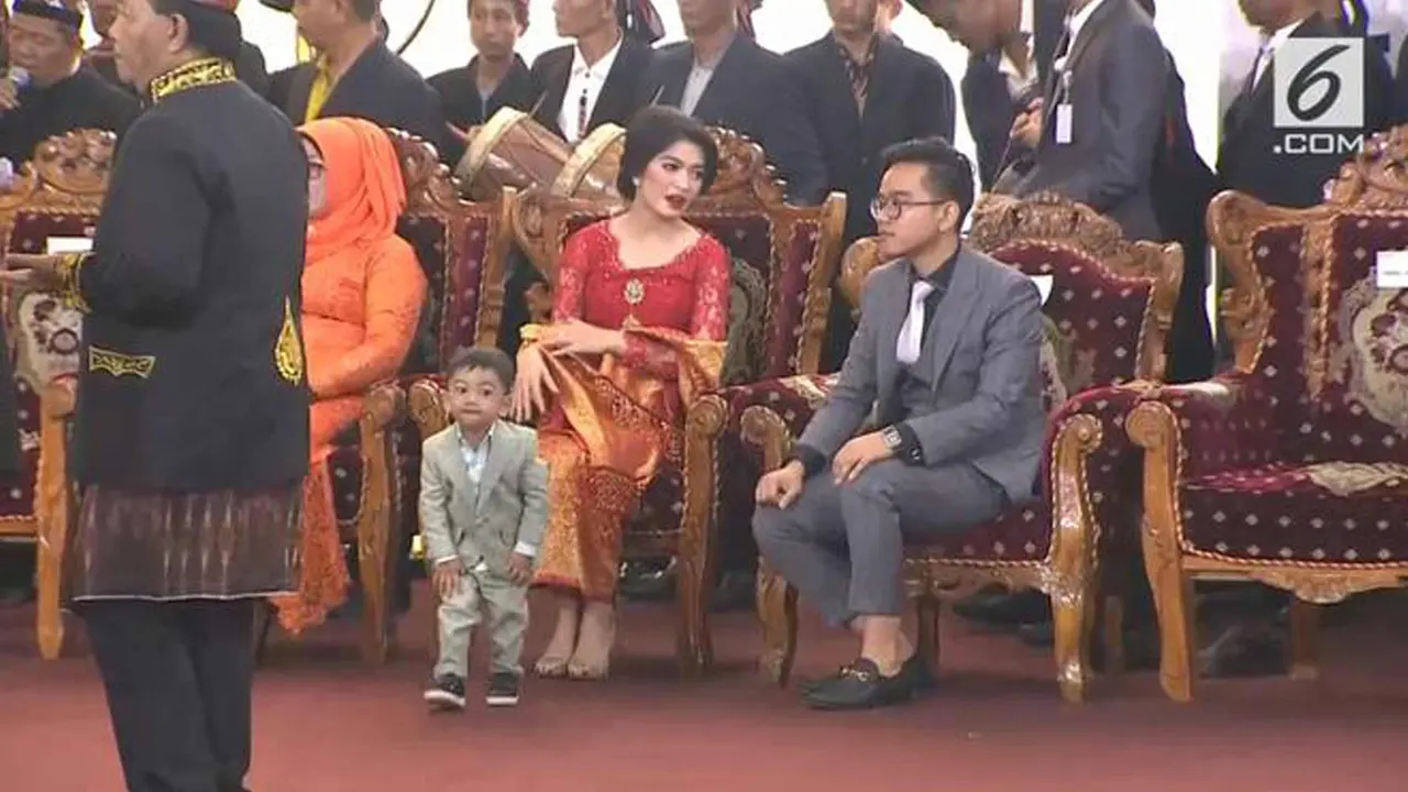 Pesta Adat Kahiyang-Bobby