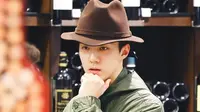 Tak Takut Diserbu Fans, Sehun EXO Belanja Sendirian