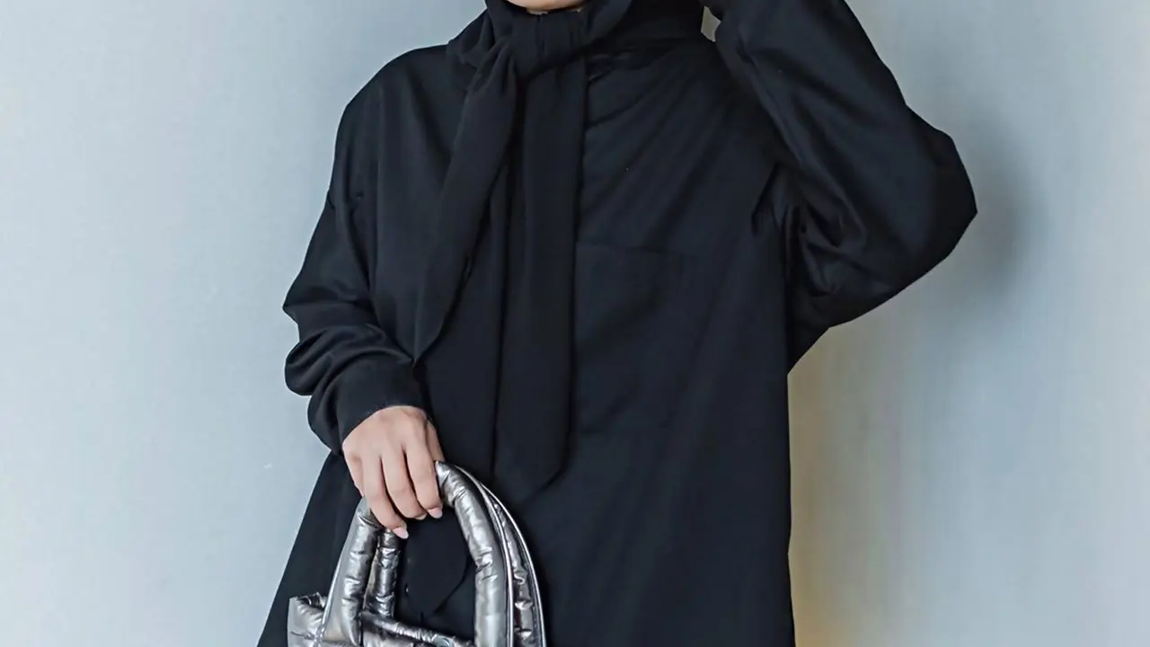 Tampil Stylish, Ini Potret Ririe Fairus Makin Gaya dengan Kacamata