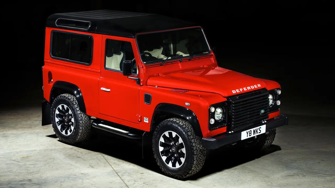 Land Rover Defender Works V8