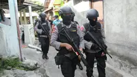 Polisi memperketat penjagaan keamanan di Kota Solo. (Liputan6.com/Reza Kuncoro)