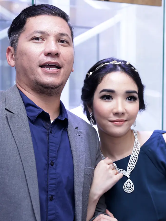 [Bintang] Gading Maten dan Gisella Anastasia